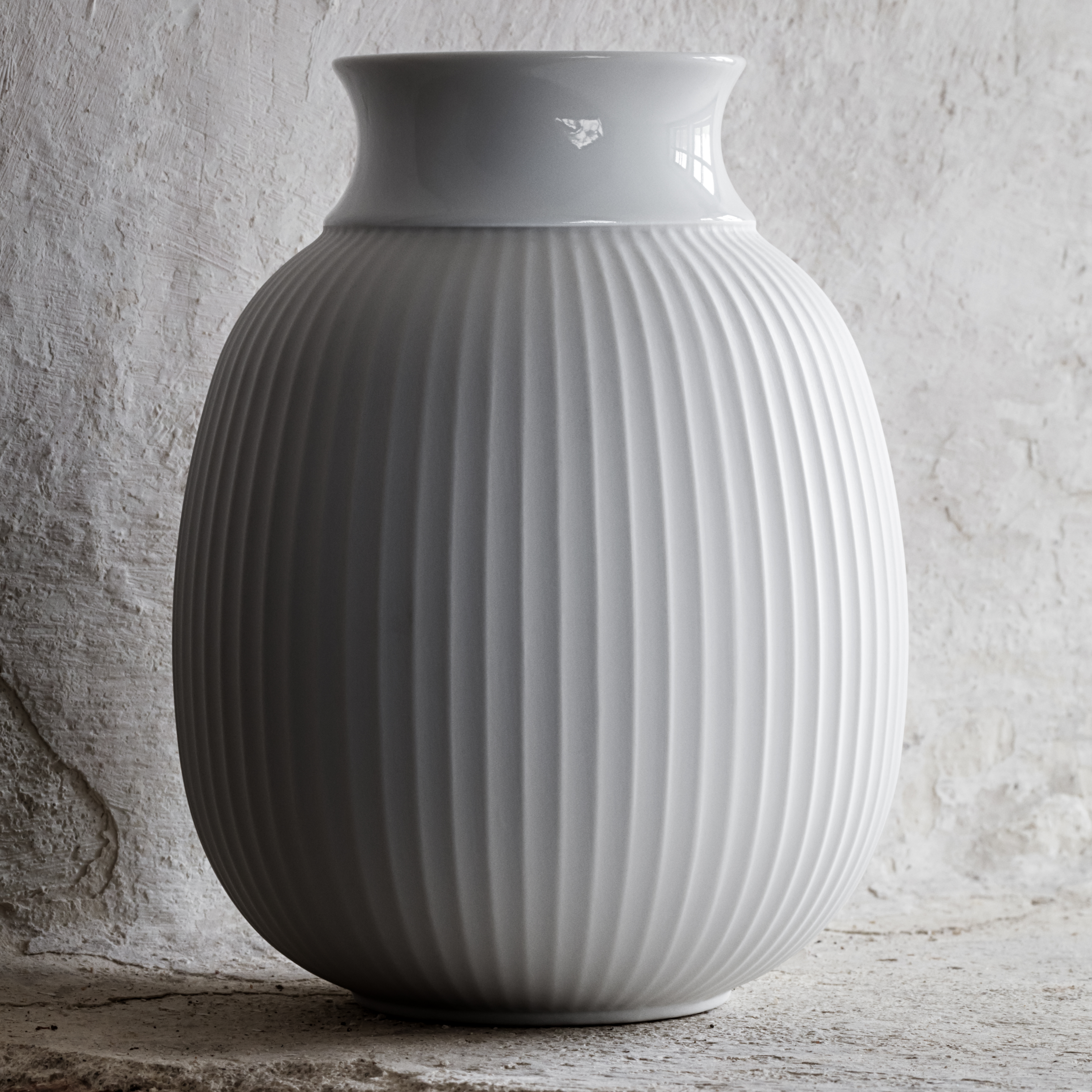 Lyngby PorcelaenLyngby Curve Vase ホワイト&マットホワイト H17,5cm