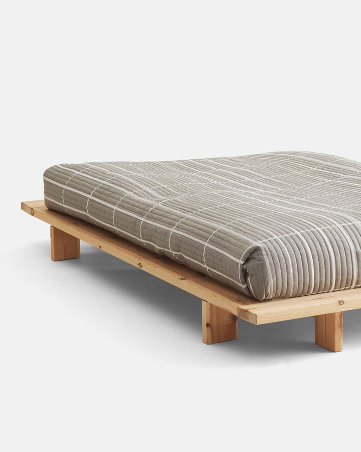 Tiiliskivi bedspread 260x260 cm - Sand-off white - Marimekko