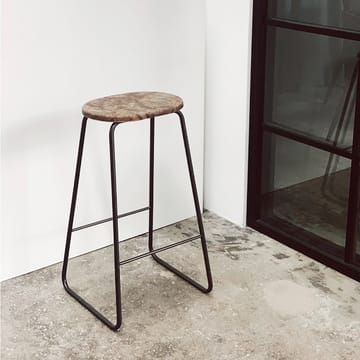 Earth bar stool - Coffee. h.69. black steel stand - Mater