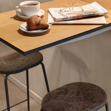 Earth bar stool - Coffee. h.69. black steel stand - Mater