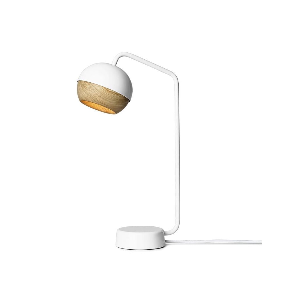 Mater Ray table lamp white, oak detail on screen