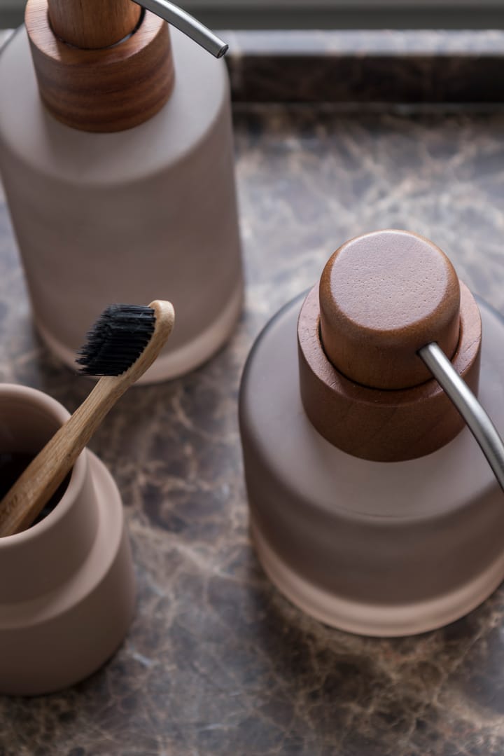 Modest Soap Dispenser Low, Walnut Mette Ditmer