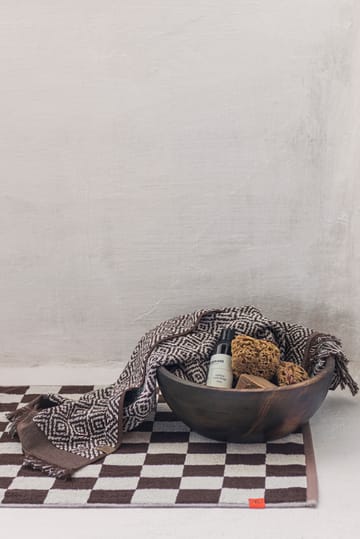 Retro bathroom mat 50x80 cm - Chocolate - Mette Ditmer