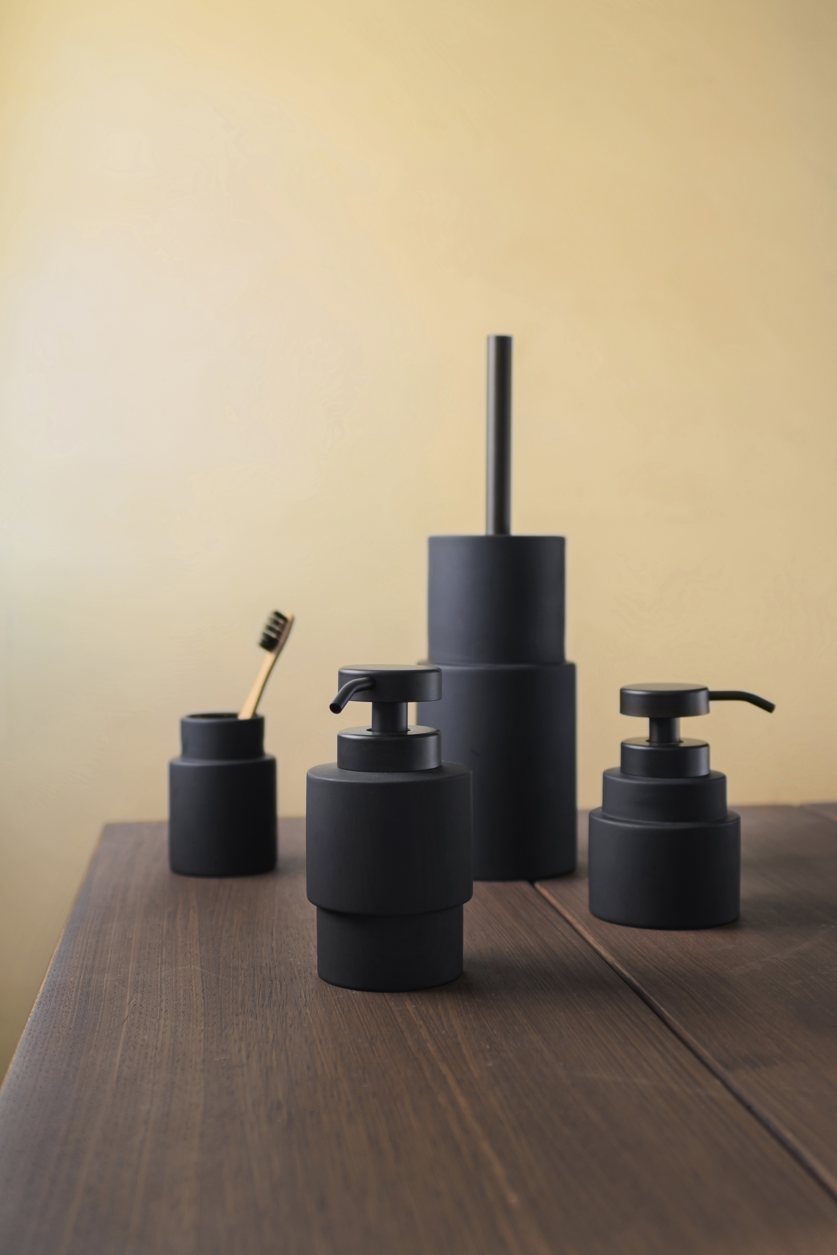 Lotus Soap Dispenser Low, Black - Mette Ditmer @