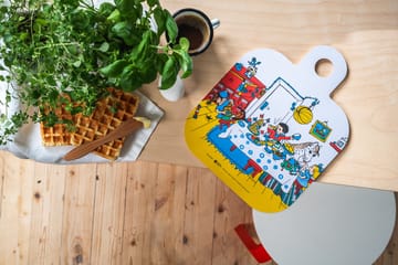 Pippi Chop & Serve cutting board 25x32 cm - Villa Villekulla - Muurla