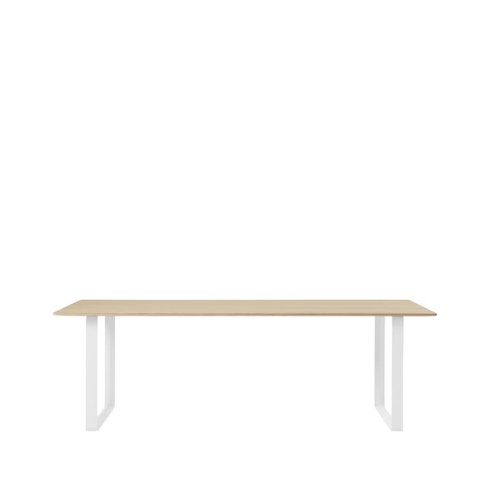 70/70 dining table 225x90 cm - Oak venner-Plywood-White - Muuto