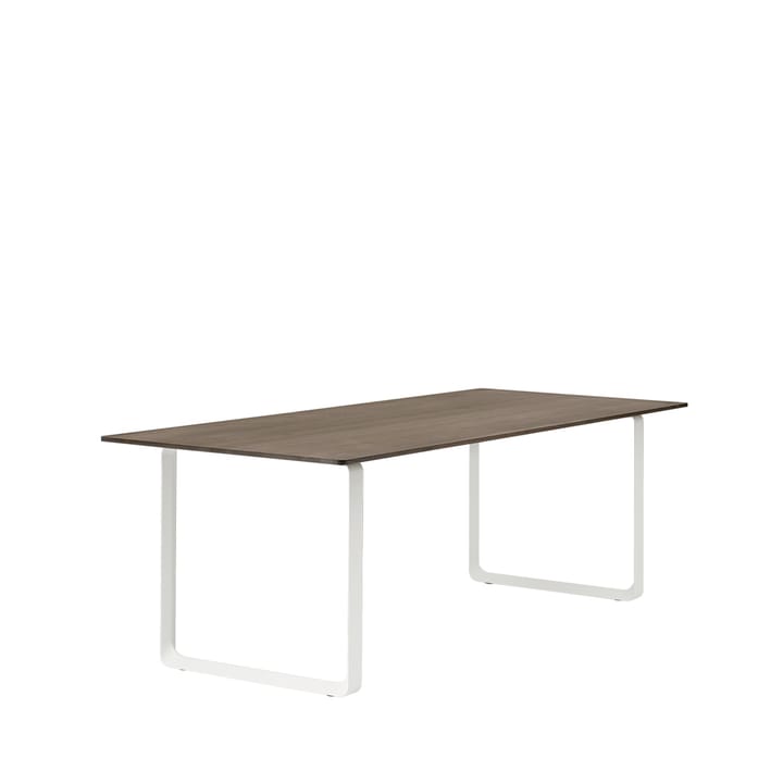 70/70 dining table 225x90 cm, Solid smoked oak-White Muuto