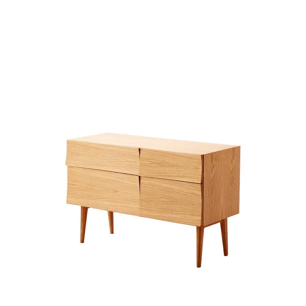 Muuto Reflect side table Oak small