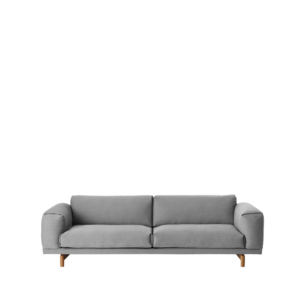 Muuto Rest sofa 3-seat fabric steelcut trio ii 13 light grey. oak legs