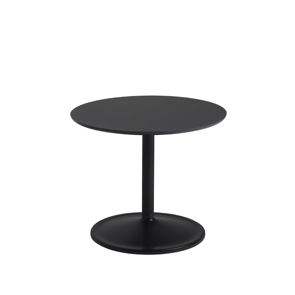 Muuto Soft side table Ø48cm Black nanolaminate H: 40 cm