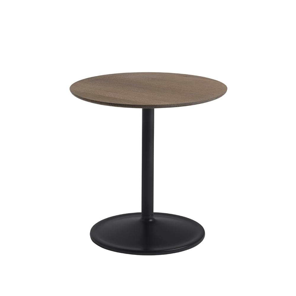 Muuto Soft side table Ø48cm Smoked oak-Black H: 48 cm