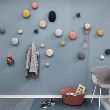 The Dots clothes hook oak - Ø6,5 cm - Muuto