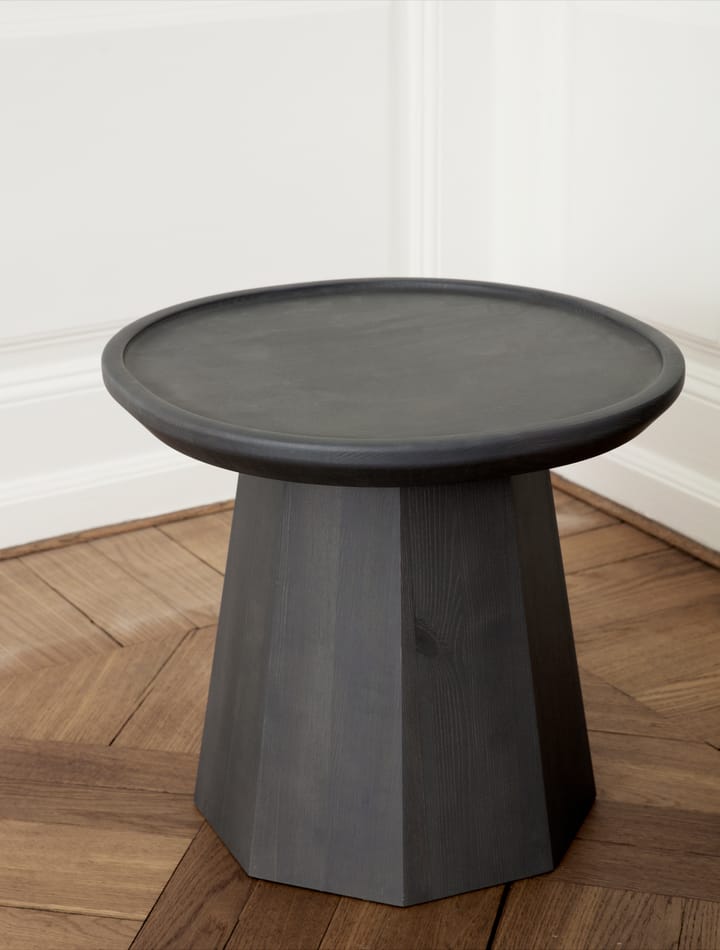 Pine table small, side table Ø45 cm H:40.6 cm, Dark Grey Normann Copenhagen