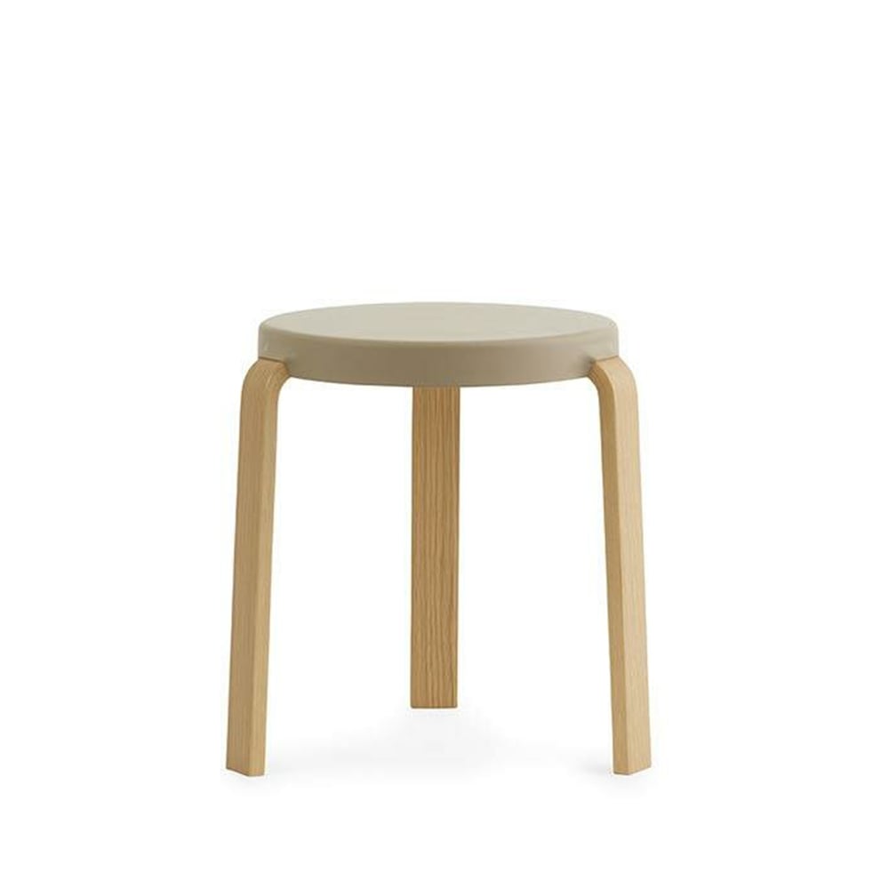 Normann Copenhagen Tap stool Sand, oak legs