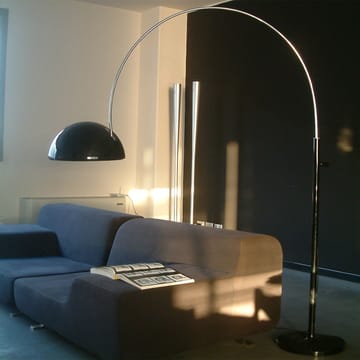 Coupé 3320 floor lamp - Black, chrome stand - Oluce