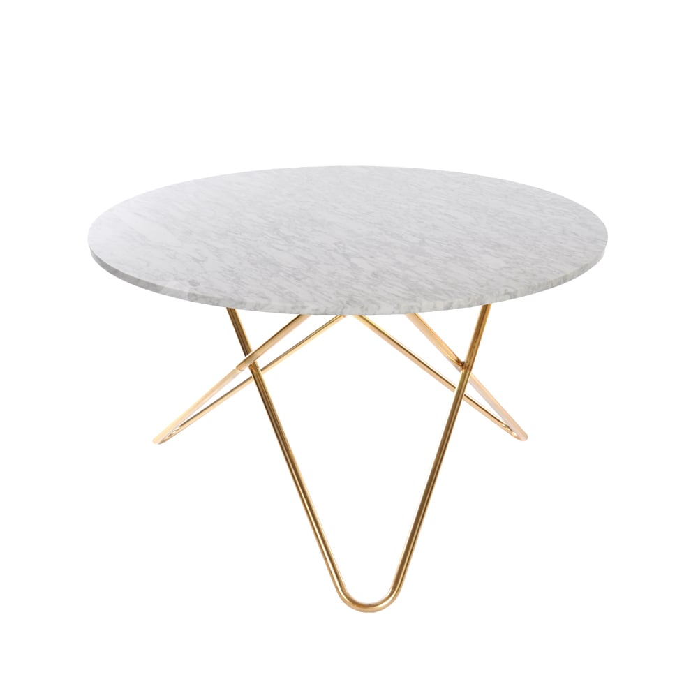 OX Denmarq Big O Table dining table Marble carrara. brass stand