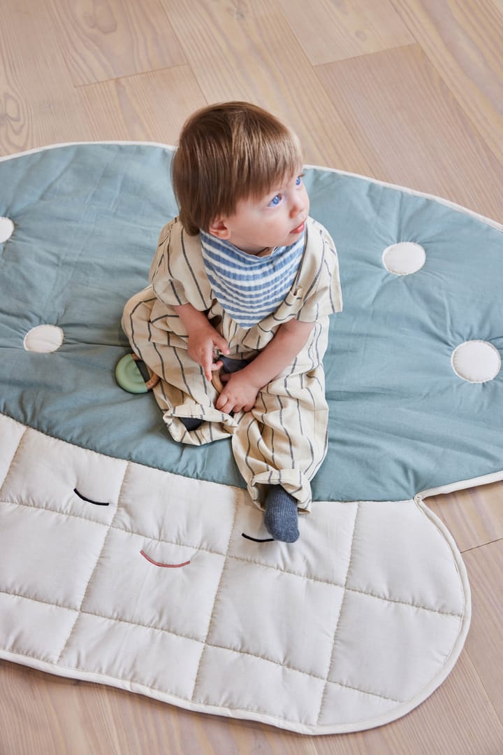 Mushroom quilted blanket, Off-white-Pale blue OYOY