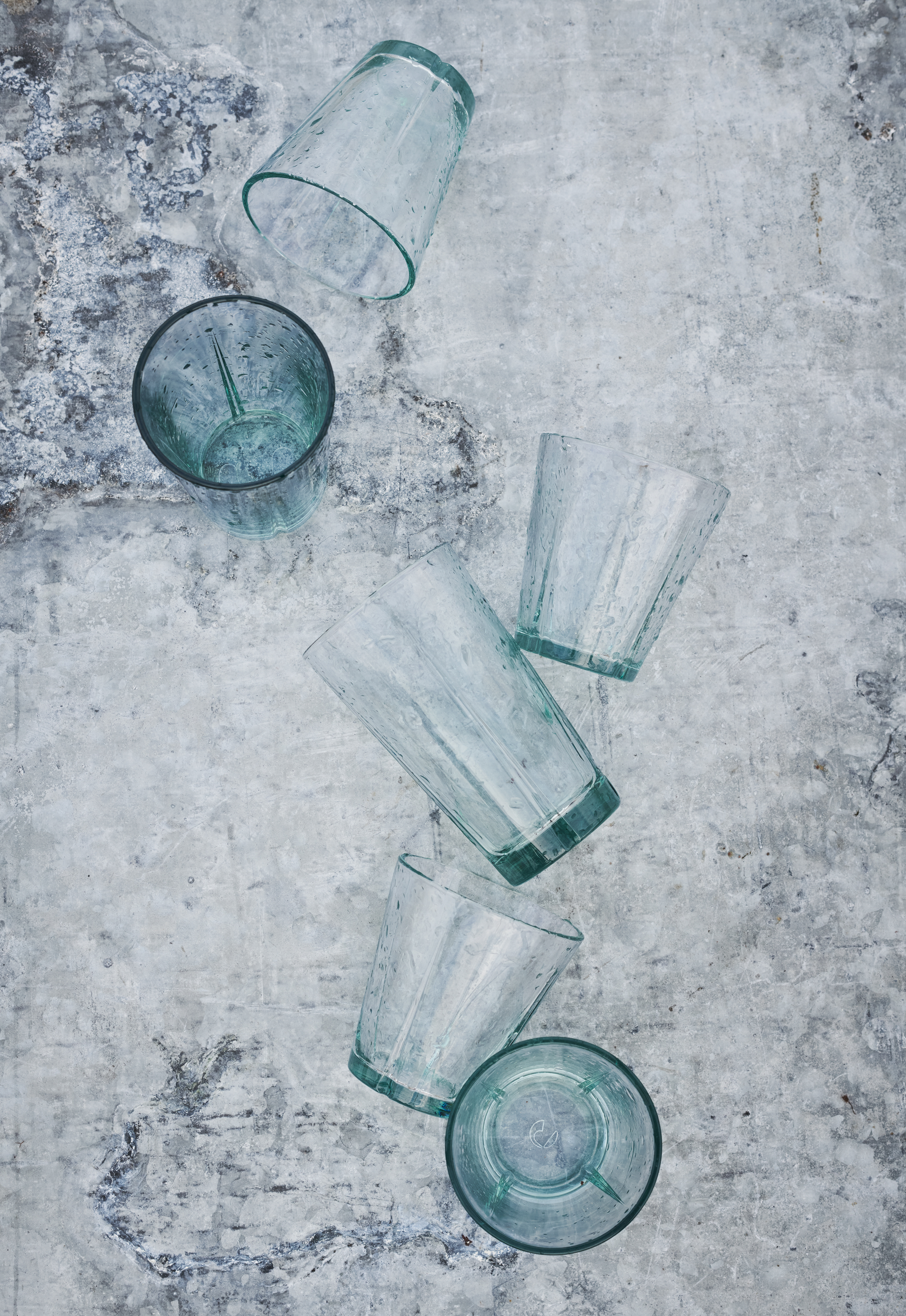 https://www.nordicnest.com/assets/blobs/rosendahl-grand-cru-reduce-water-glass-26-cl-4-pack-recycled-glass/510587-01_4_EnvironmentImage-8668f4ac9d.jpg