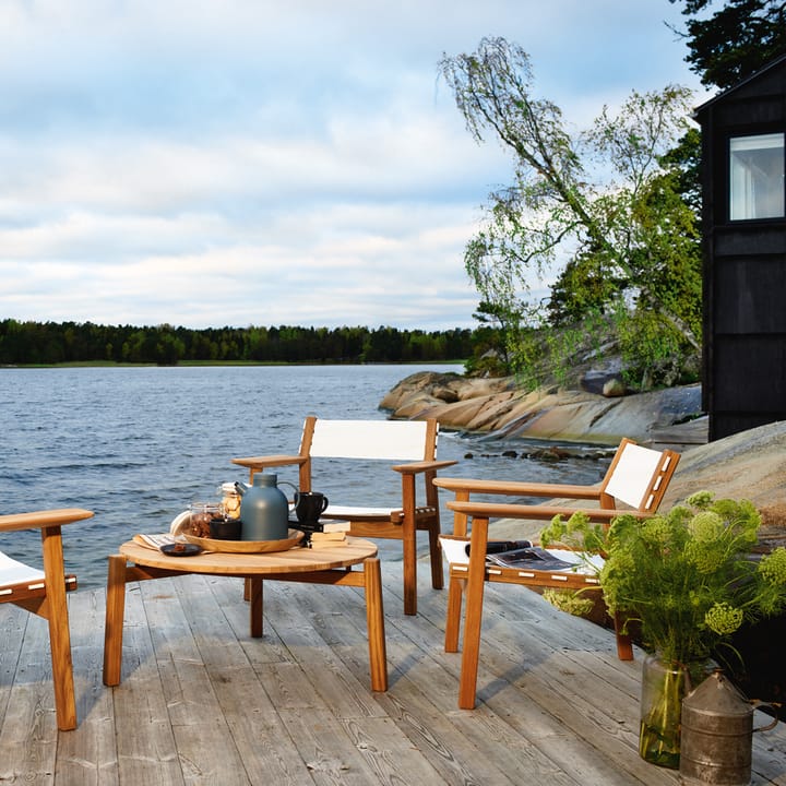 Djurö lounge chair, Batyline white, teak Skargaarden