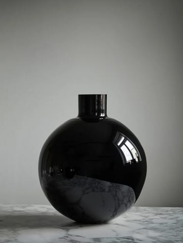 Pallo vase - Black 37 cm - Skrufs Glasbruk