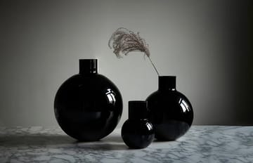 Pallo vase - Black 37 cm - Skrufs Glasbruk