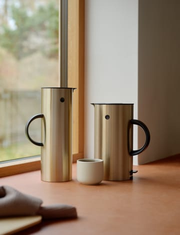 EM77 kettle (EU) 1.5 L - Brushed Brass - Stelton