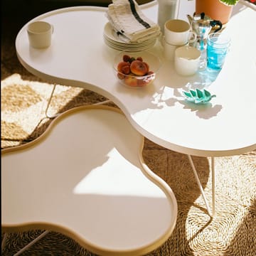 Flower table 84x90 cm - White, 45cm, walnut edge, chrome base - Swedese