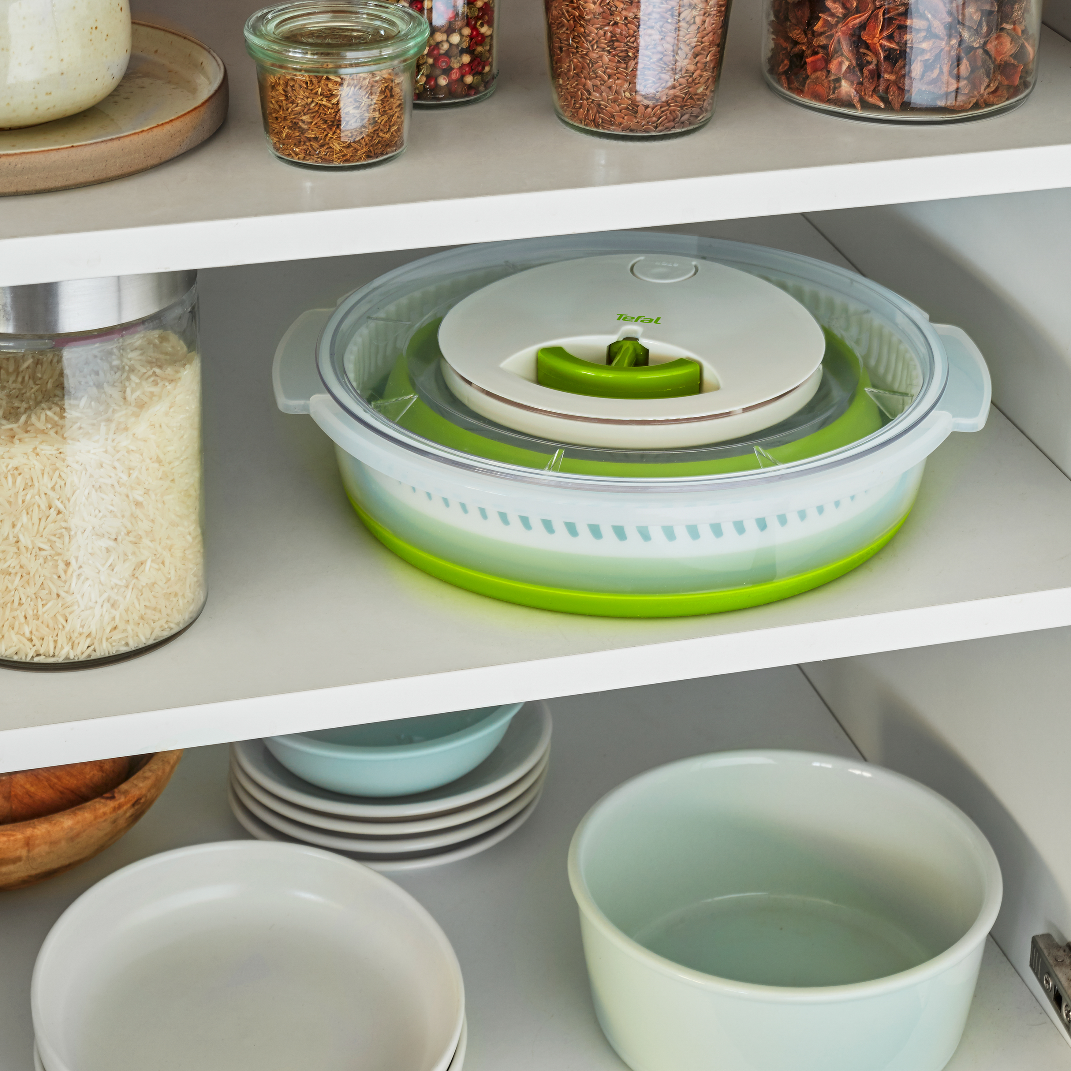 https://www.nordicnest.com/assets/blobs/tefal-tefal-foldable-salad-spinner-4-l/506733-01_5_EnvironmentImage-3d06a0573d.jpg