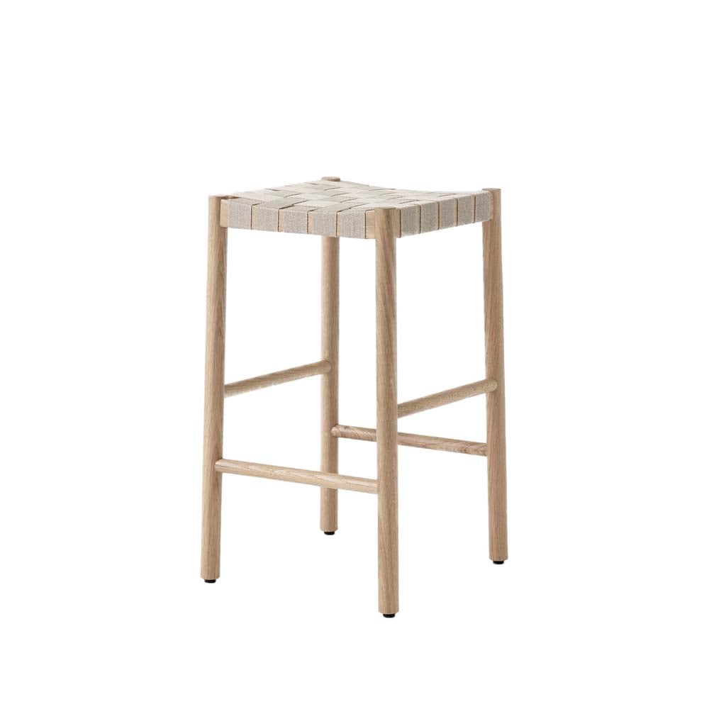 &Tradition Betty TK7 barstool Oak, natural braided linen band seat