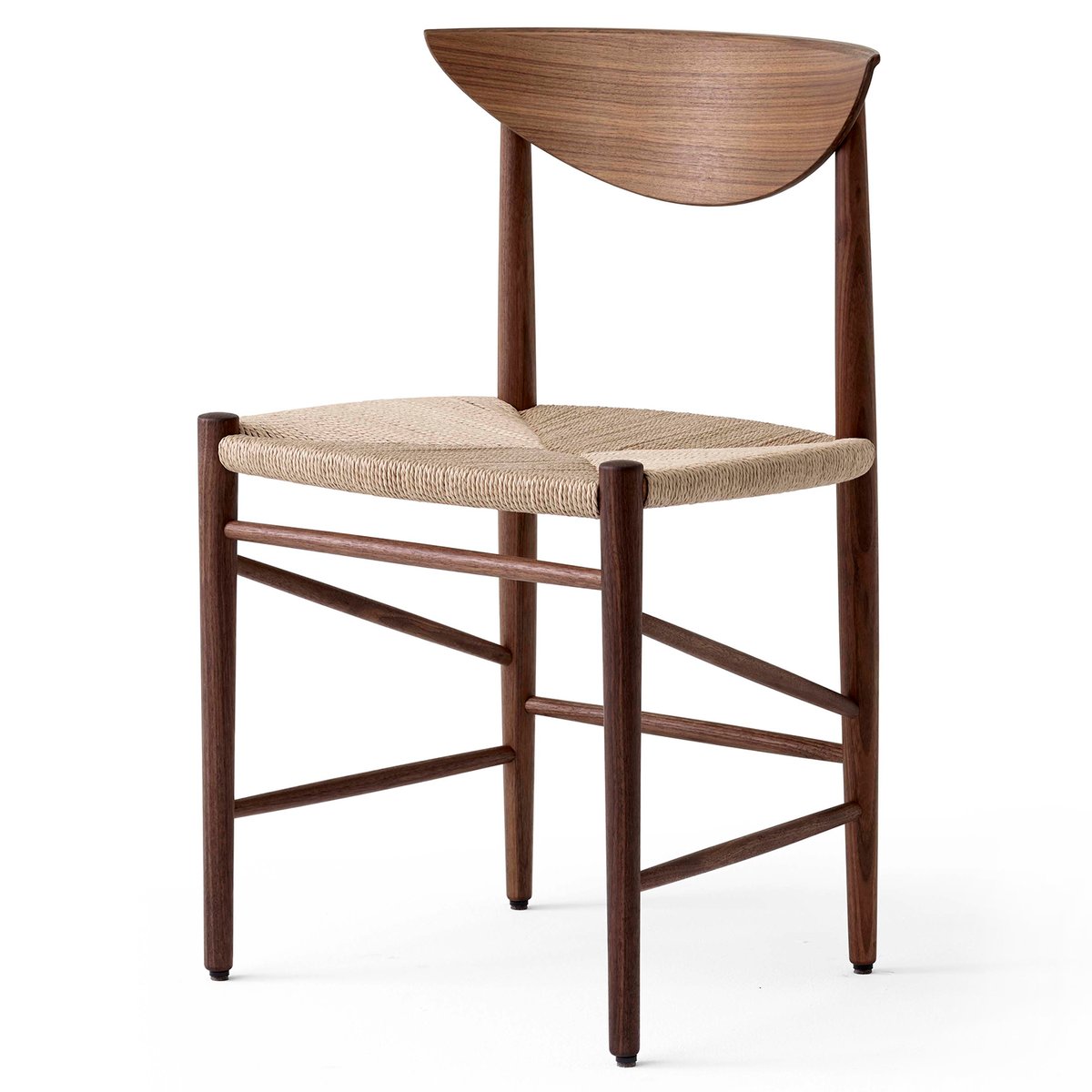 &Tradition Drawn chair HM3 Walnut