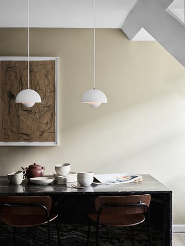 Flowerpot VP1 pendant lamp - matte white - &Tradition