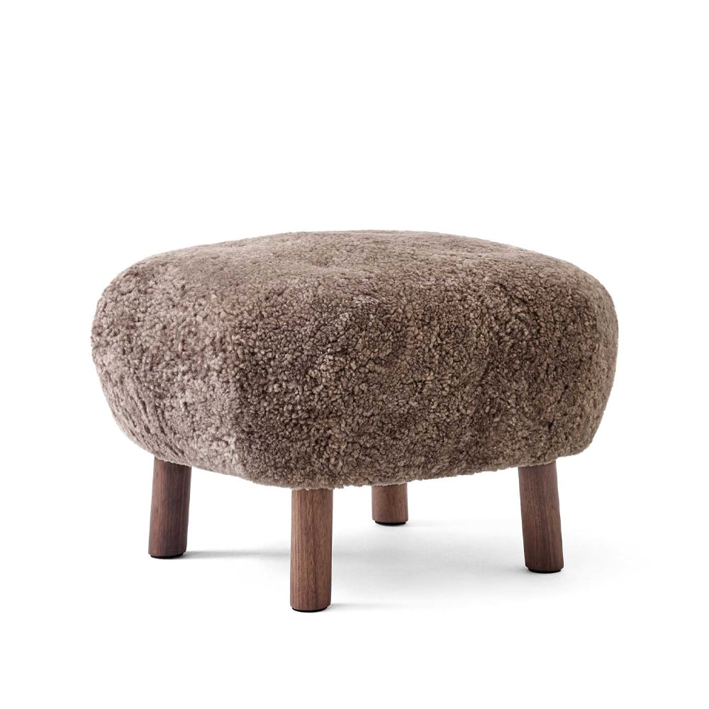 &Tradition Little Petra ATD1 footstool Sheepskin Sahara-walnut legs