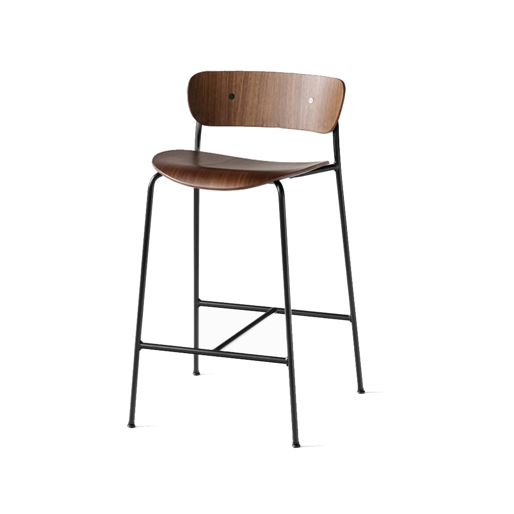 &Tradition Pavilion AV7 barstool Walnut lacquer, steel legs