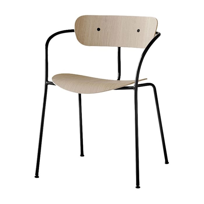 &Tradition Pavilion chair AV2 Coated oak