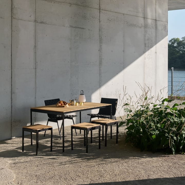 Ville Outdoor AV47 stool, Warm black &Tradition