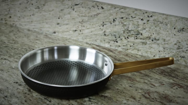 Model Xb Jr frying pan Ø22 cm - Black - Vargen & Thor