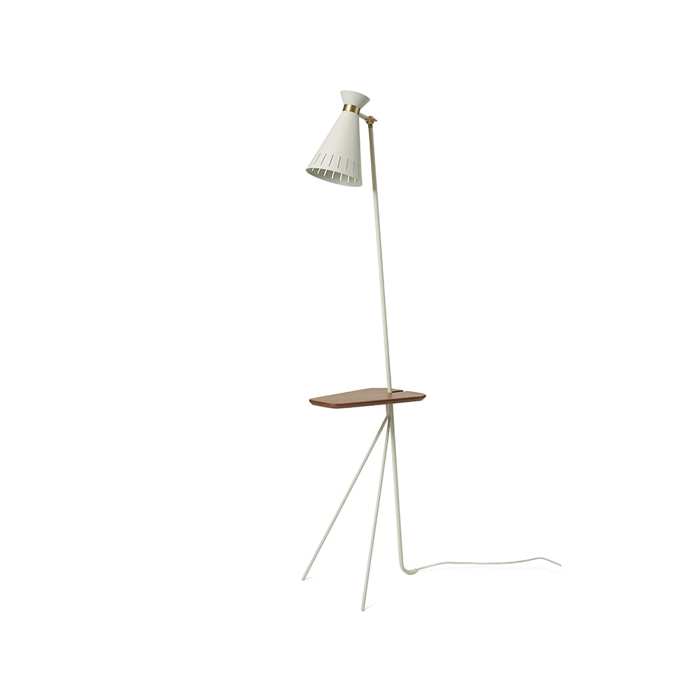 Warm Nordic Cone floor lamp Warm white, teak table, brass details