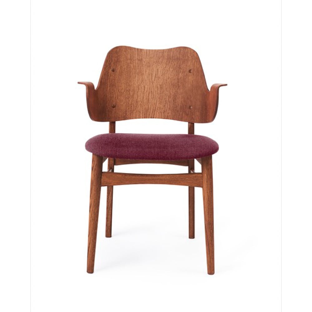 Warm Nordic Gesture chair, upholstered seat Bordeaux-oiled teak oak legs