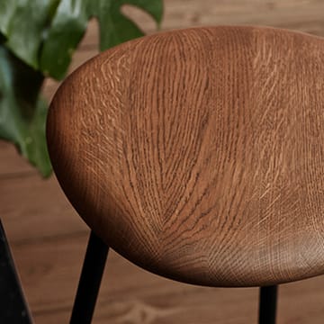 Pebble barstool - Smoked oak, h.75, black legs - Warm Nordic