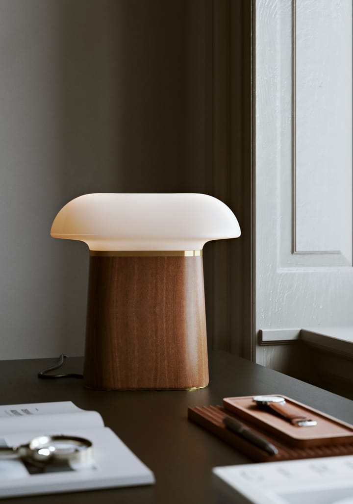 Nova table lamp - Walnut - Woud