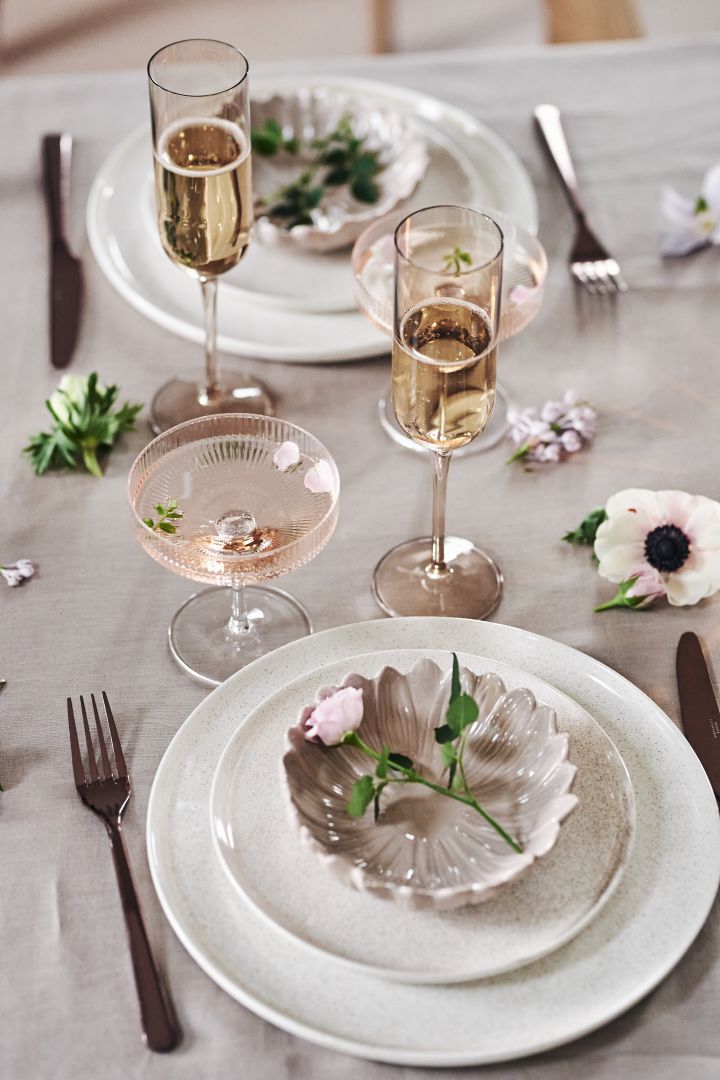 Stunning Glassware for Your Elegant Table Setting