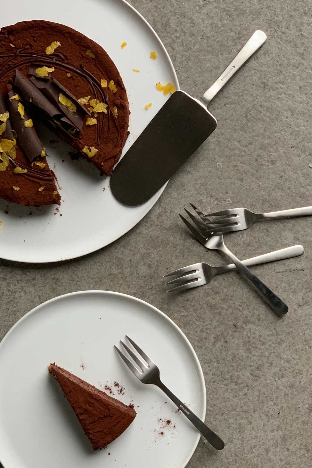 Here you see a collection of cake forks from the Grand Prix cutlery collection along with the cake slice from Kay Bojesen. 