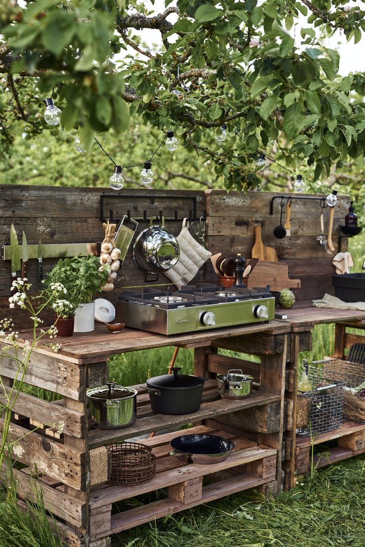 simple rustic outdoor kitchen designs