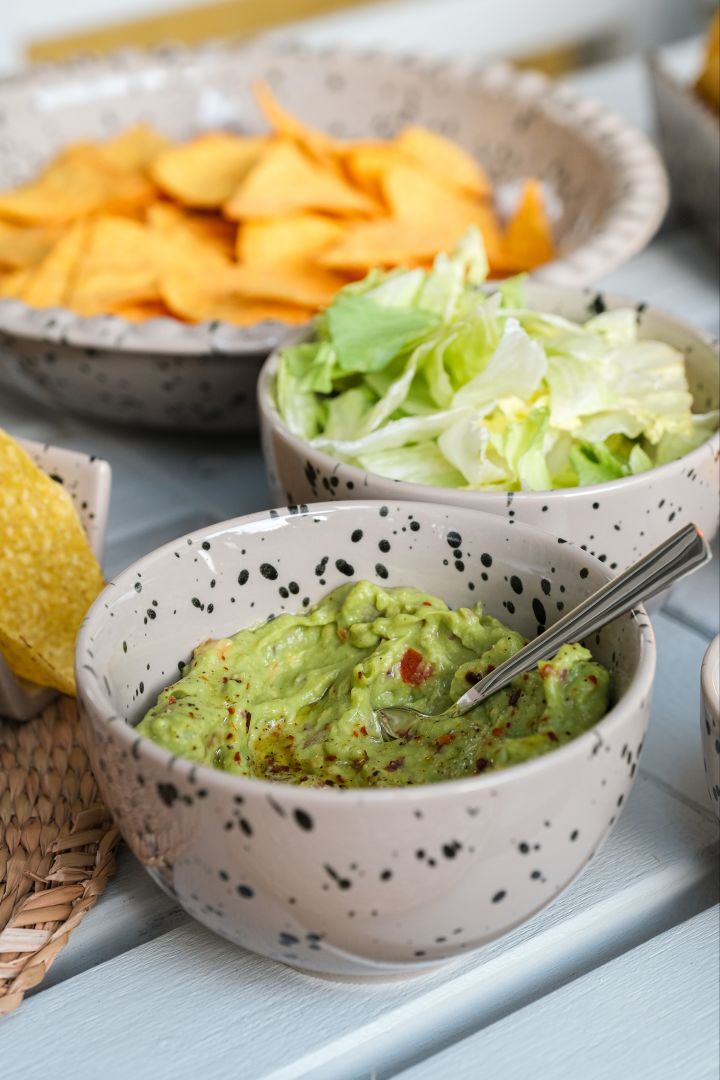 Picture showing the Ditte bowl from Sagaform, here filled with homemade guacamole for Friday's tacos. In the background you can see more Ditte bowls in other sizes.