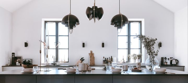 Find the right kitchen lamp - here you see Multi-Lite from GUBI in the kitchen of @arkihem.