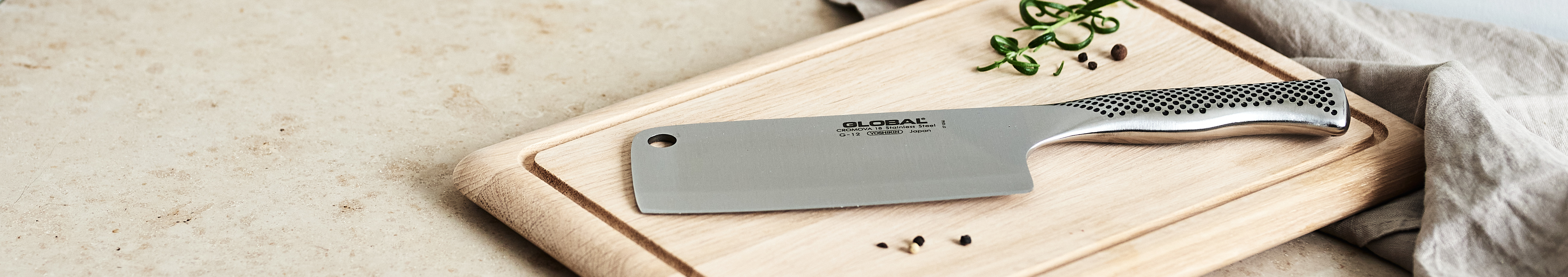 Global knives - G12 - Meat Chopper Knife - 16cm - kitchen knife