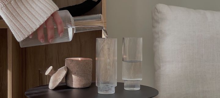 Decorate with fluted glass